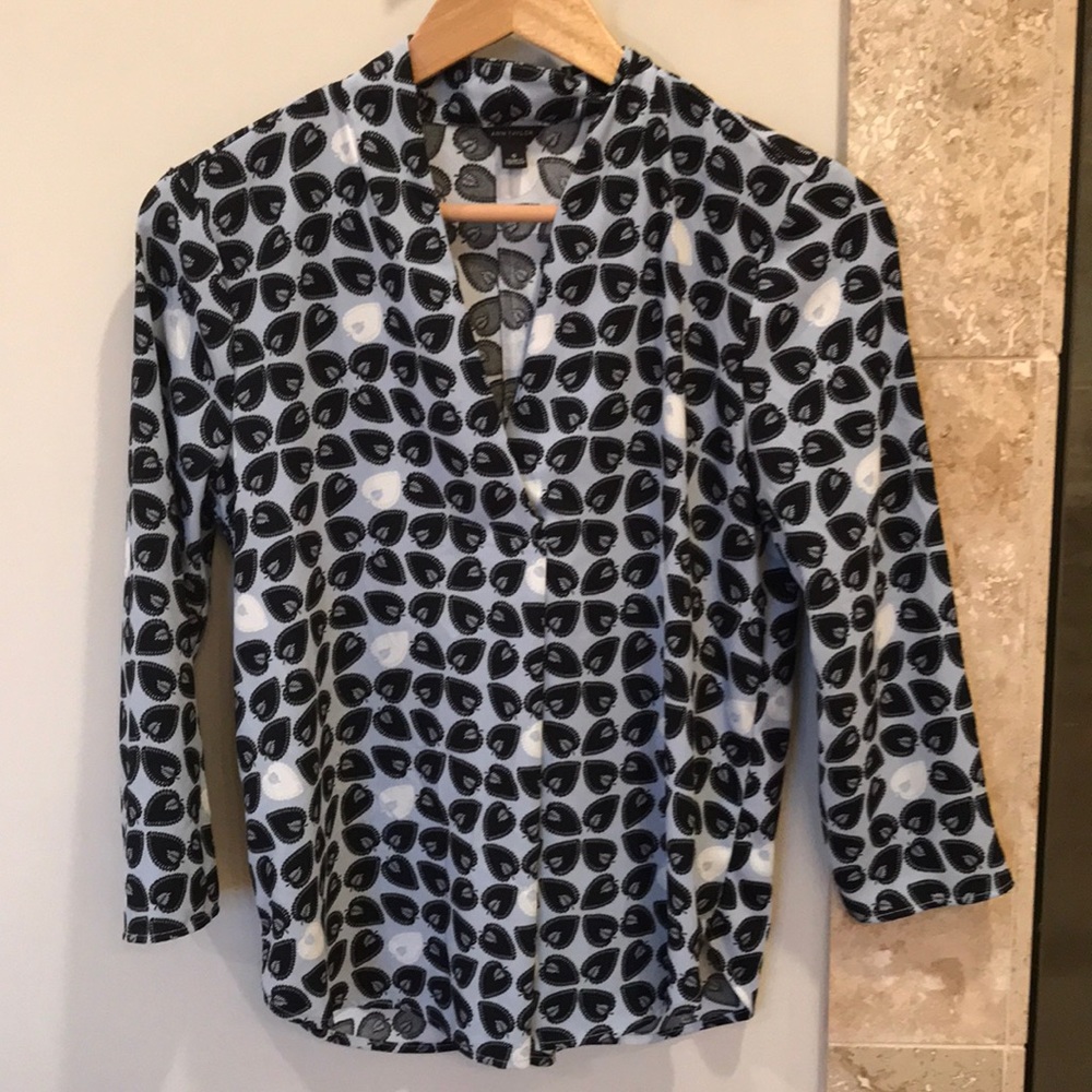 Ann Taylor 3/4 sleeve blouse